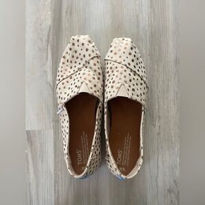 TOMS Cream Slip-On Flats with Brown Polka Dots